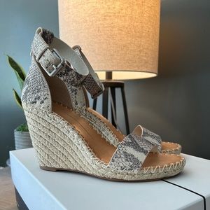 Dolce Vita Noor Snakeskin Wedges